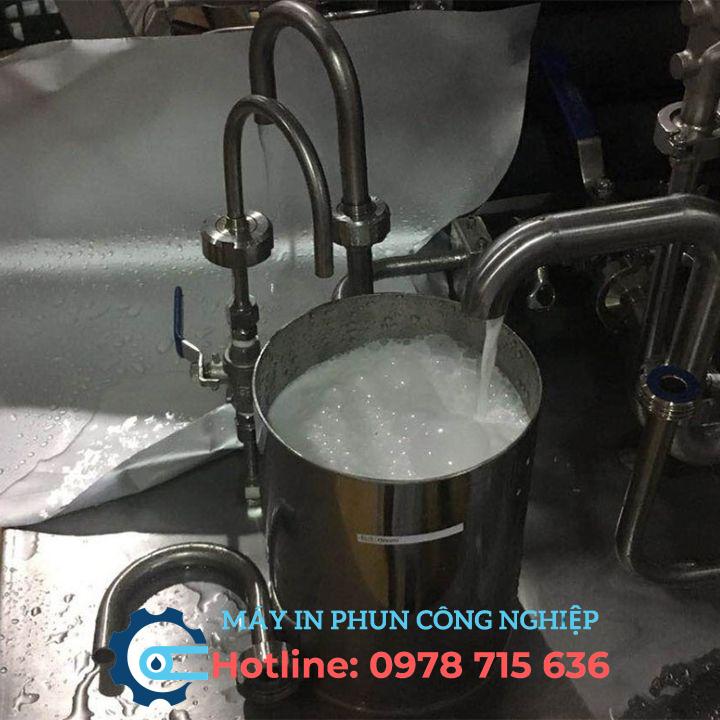 may-diet-trung-uht-mini Máy diệt khuẩn UHT Mini